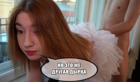 Kokrak uchlari chiqib ketgan yalangoch kokraklar