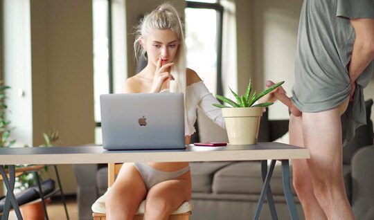 Жастарға қарттардың порносы